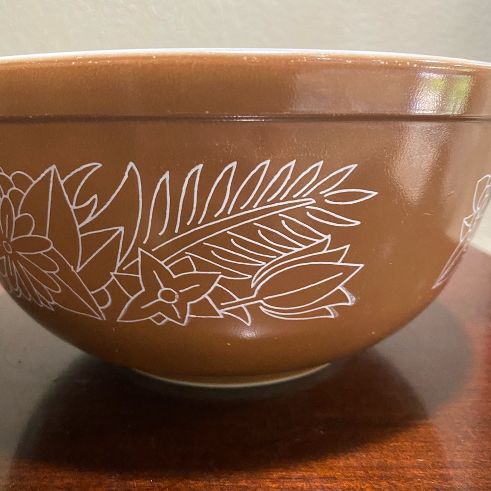 Vintage, Pyrex, 3 Piece Nesting Bowl Set from the 1970s Woodland collection - Picture 2 of 10